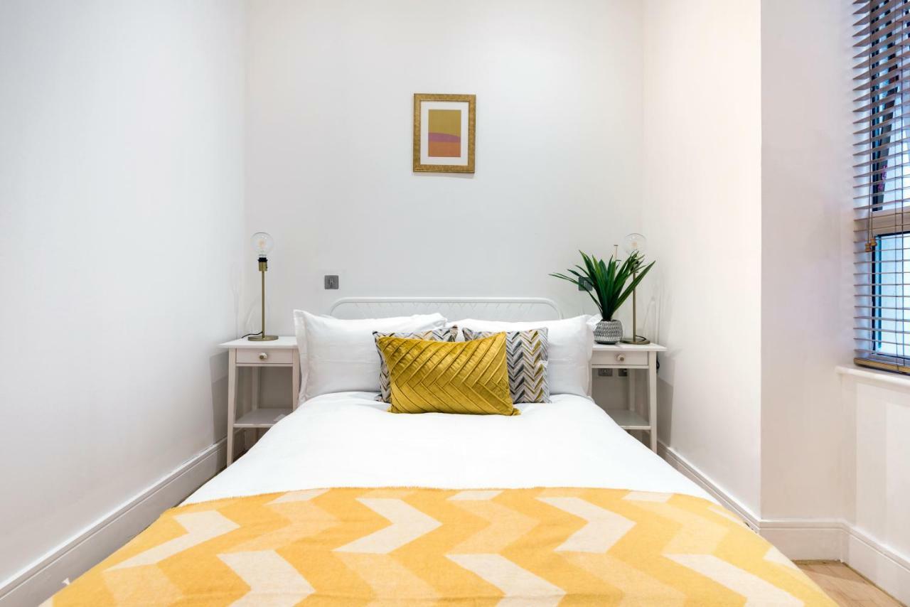 Stylish Hyde Park Apartment Londen Buitenkant foto